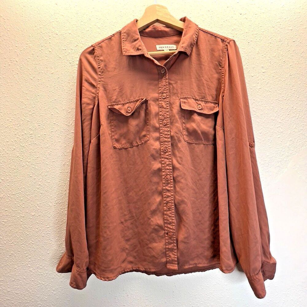 Downeast button down shirt long sleeve buttons pockets women brown size M